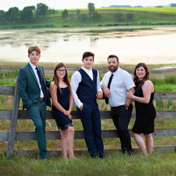 Meet your Posher, Lisa - Picture 1 of 1